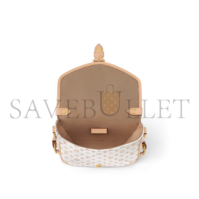 l0*is V*t0n saumur bb m12327 (20*16*8cm)